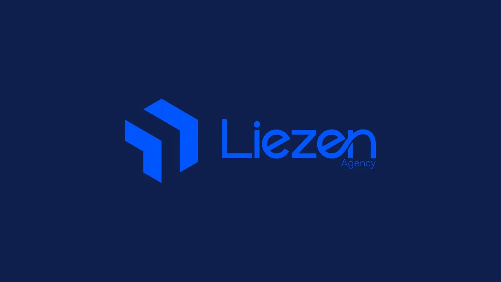 Liezen horizontal logo on navy